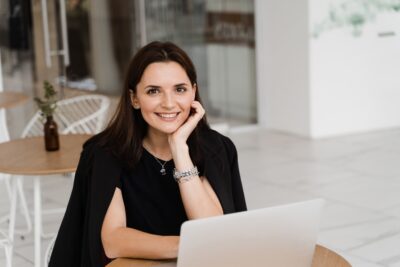 Utiliza Linkedin para Destacar tus Logros y Habilidades