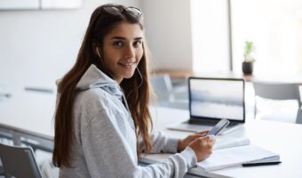 Métodos de testeo de LLM interleaved testing